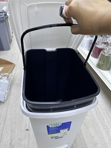 Хозтовары: Мусорное ведро Hobby Life Slim 25 л с педальным механизмом - Объем — 4