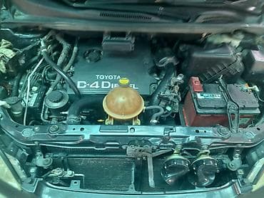 рулдар: Toyota Avensis Verso: 2003 г., 2 л, Кол менен иштөөчү, Дизель, Вэн/Минивэн — 7