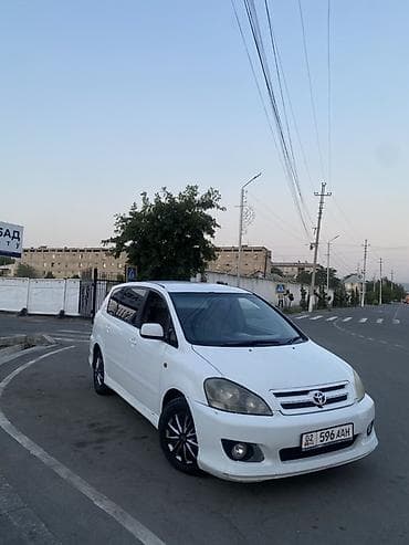 Toyota Ipsum: 2001 г., 2.4 л, Автомат, Бензин, Минивэн at lalafo.kg Toyota Ipsum: 2001 г., 2.4 л, Автомат, Бензин, Минивэн