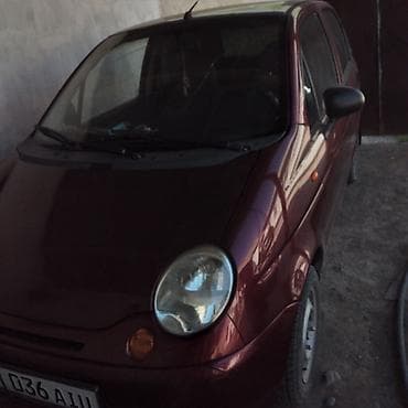 Daihatsu : 2010 г., Ручные, Бензин, Хэтчбэк