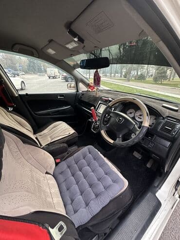 зимние шины на грузовые автомобили: Honda Stream: 2003 г., 1.7 л, Автомат, Бензиновая, Минивэн — 4