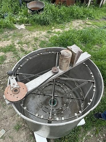 пчелка: Медогонка В отличном состоянии Нержавеющая сталь (Бонусом отдам — 3