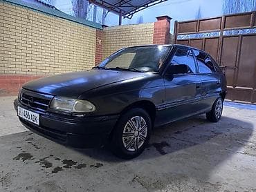 Opel Astra: 1992 г., 1.6 л, Механика, Бензин, Хэтчбэк