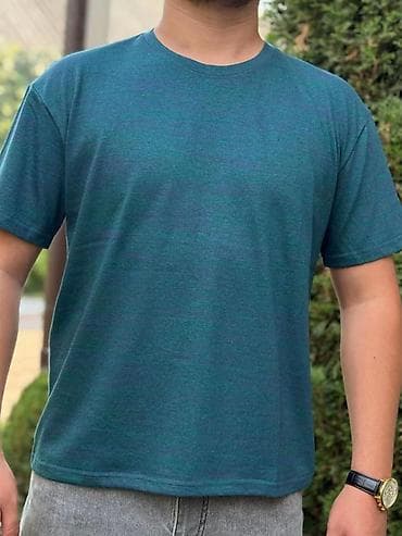 Базовая мужская футболка. - Цвет: зеленый - Крой: классический