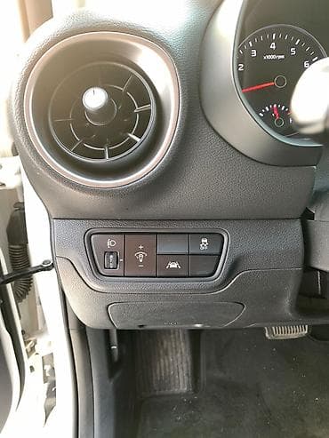 Kia K3: 2019 г., 1.6 л, Вариатор, Бензин, Седан