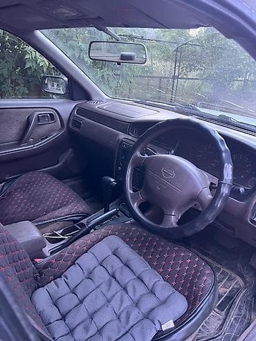 ниссан прерия 1997: Nissan Bluebird: 2000 г., 1.8 л, Автомат, Седан — 5