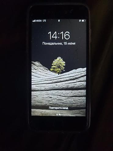смарт: IPhone 7, Б/у, 32 ГБ, Черный, Чехол, 100 % — 5