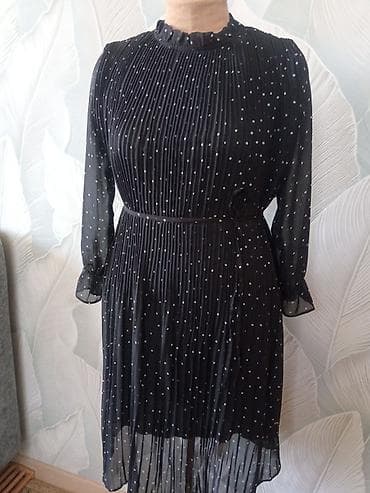 second hend: Продаю вечерние платья 46-48(L) размера. По 400 каждое. В отличном — 5