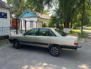 кузов портер 1: Audi 100: 1986 г., 1.8 л, Механика, Бензин, Седан — 2