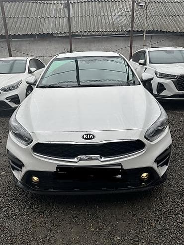 audi q3: Kia Cerato: 2019 г., 1.6 л, Автомат, Бензин, Седан — 1