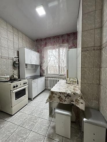 однушка 105 серии: 3 комнаты, 70 м², 105 серия, 5 этаж, Косметический ремонт — 7