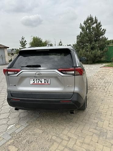 армянских номерах: Toyota RAV4: 2020 г., 2.5 л, Автомат, Бензин, Кроссовер — 7