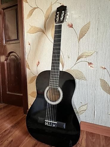 Классическая гитара 4/4, черная. - Тип: акустическая классическая