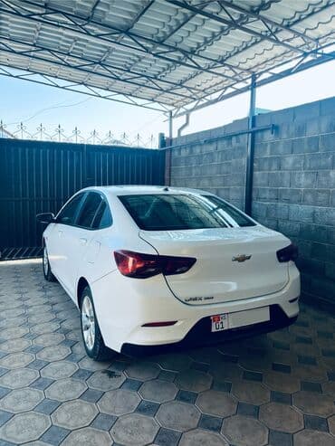 шевролет onix: Chevrolet Onix: 2020 г., 1.2 л, Автомат, Бензин, Седан — 1