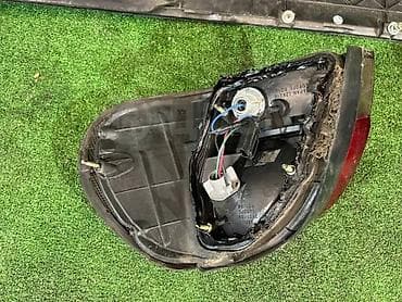 legacy: Комплект стоп-сигналов Subaru 1996 г., Б/у, Оригинал, Япония — 3