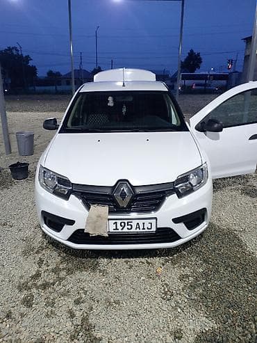 byd e6: Renault Logan: 2018 г., 1.6 л, Механика, Бензин, Седан — 4