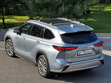 model y: Toyota Highlander: 2020 г., 2.5 л, Автомат, Гибрид, Минивэн — 6