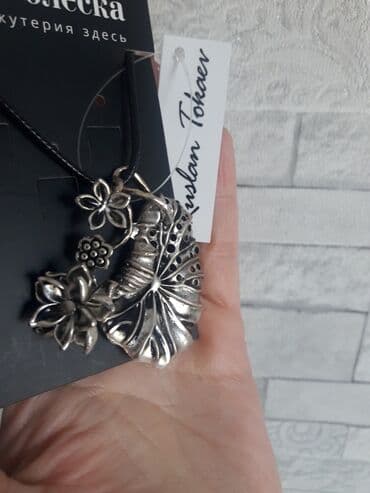 модный современные кыргызские национальные платья: Продаю новую дизайнерскую подвеску "Цветы лотоса" российского бренда — 3