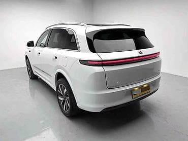 byd leopard 3: Lixiang L7: 2023 г., 1.5 л, Автомат, Гибрид, Кроссовер — 9