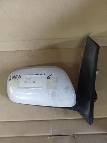 ксерокопия рядом: Toyota Wish правое зеркало, Тойота Виш Рн рынка Кудайберген, ул — 1