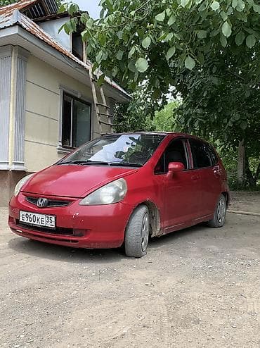 электромобиль дешевый: Honda Fit: 2001 г., Автомат, Бензин, Хэтчбэк — 4