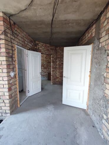 прадаю дом калыс ордо: Дом, 180 м², 6 комнат, Собственник — 6
