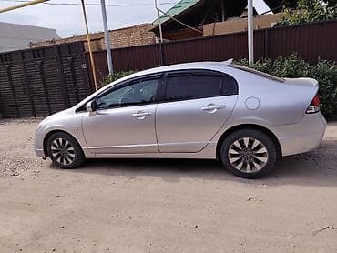 civic: Honda Civic: 2010 г., 1.8 л, Автомат, Бензин, Седан — 3