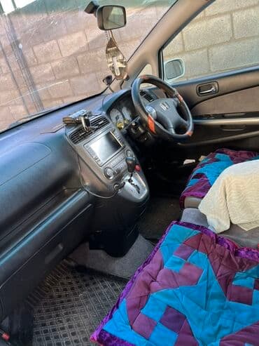 продажа хонда степ: Honda Stream: 2005 г., Автомат, Бензин, Универсал — 3