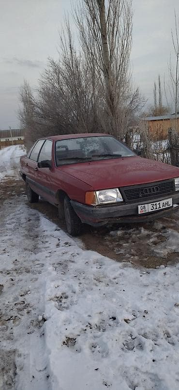 Audi 100: 1983 г., 1.8 л, Механика, Бензин, Седан