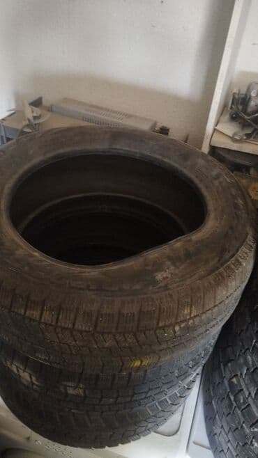 бу шины r15: 205/55/16 5шт зима разнопарки
Ак-Орго 10000 сом — 1