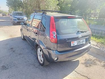 организация продает: Ford Fiesta: 2008 г., 1.4 л, Механика, Бензин, Хэтчбэк — 5