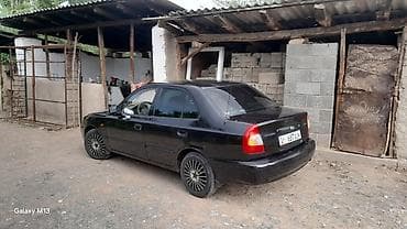Унаа: Hyundai Accent: 2008 г., 1.5 л, Кол менен иштөөчү, Бензин, Седан — 3