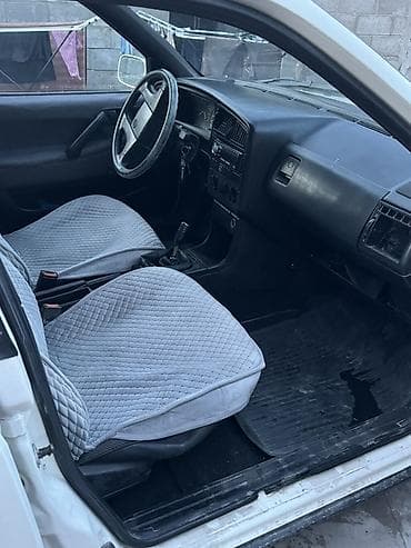обмен ест: Volkswagen Passat Variant: 1989 г., Универсал — 7