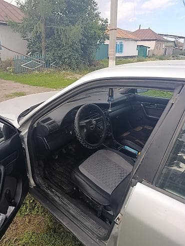 audi rs3: Audi 100: 1993 г., 2.6 л, Механика, Бензин, Седан — 2