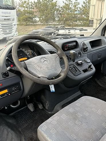 reno master: Тягач, Mercedes-Benz, 2006 г. — 6