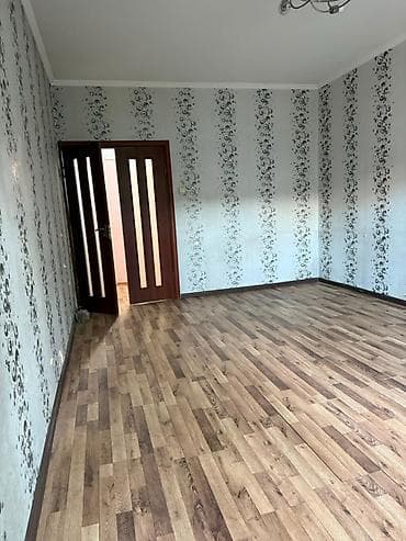 Батирлер: 2 бөлмө, 50 м², 11-мкр 105-серия, 1 кабат, Жаңы ремонт — 8