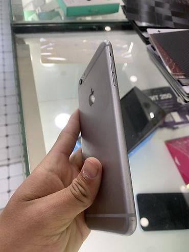 xbox kinect: IPhone 6, Space Gray, 81 % — 4