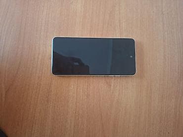 Мобильные телефоны и аксессуары: Tecno Spark 20C, Б/у, 128 ГБ, цвет - Золотой — 1