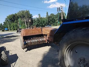 Унаа: Трактор Беларус МТЗ-892 с год 2018 прицепленным пресс-подборщиком - — 3