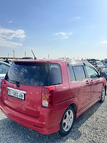 для такси авто: Toyota Raum: 2004 г., 1.5 л, Автомат, Бензин, Хэтчбэк — 4
