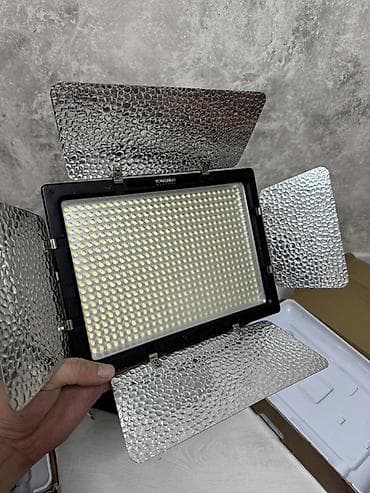 a 52: LED-панели Yongnuo YN600L Ушул свет сатылат,абалы жакшысумкасын — 2