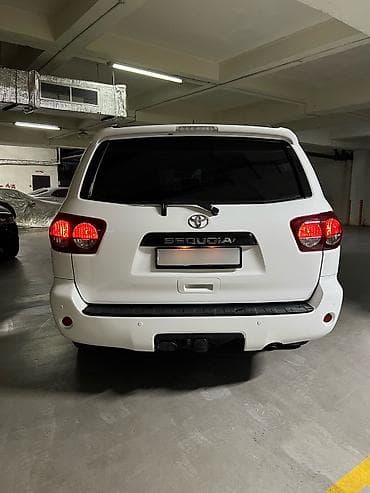 range over: Toyota Sequoia: 2018 г., 5.7 л, Автомат, Бензин, Внедорожник — 4