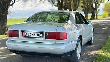 аудио техника: Audi A8: 1999 г., 2.8 л, Автомат, Бензин, Седан — 6