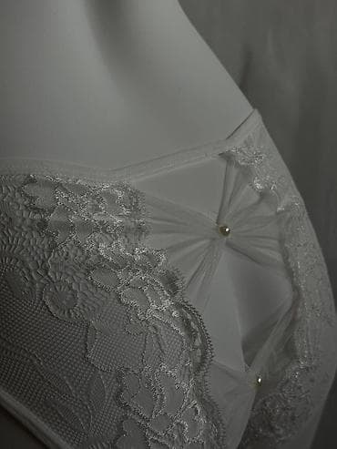 труси: Трусики с доступам бордового цвета с декором - Эффектный дизайн с — 7