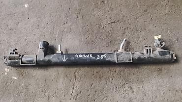 prius 2006: Toyota 4Runner бачок радиатора, Тойота фораннер радиаторный бачок — 1