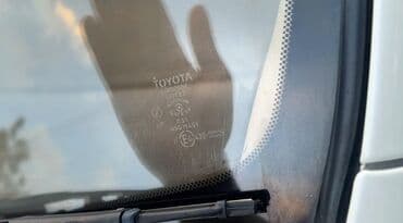 абмен на авто: Toyota Ipsum: 2001 г., 2 л, Автомат, Бензин, Минивэн — 10