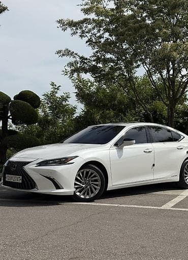 Продажа авто: Lexus ES: 2022 г., 2.5 л, Вариатор, Гибрид, Седан — 7