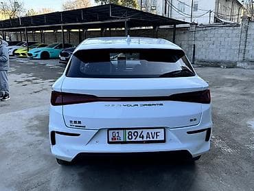 машина бев: BYD E2: 2021 г., Электромобиль, Хэтчбэк — 5