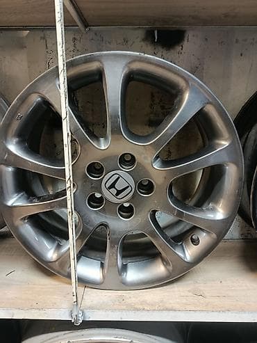 Литые Диски R 18 Honda, Комплект, отверстий - 5, Б/у