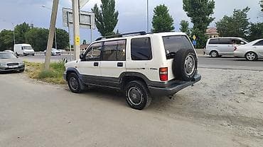 4 вд: Isuzu Bighorn: 1999 г., 3.1 л, Автомат, Дизель, Внедорожник — 2